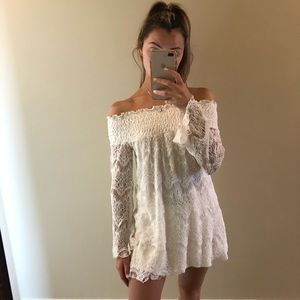 Off The Shoulder Lace Dress